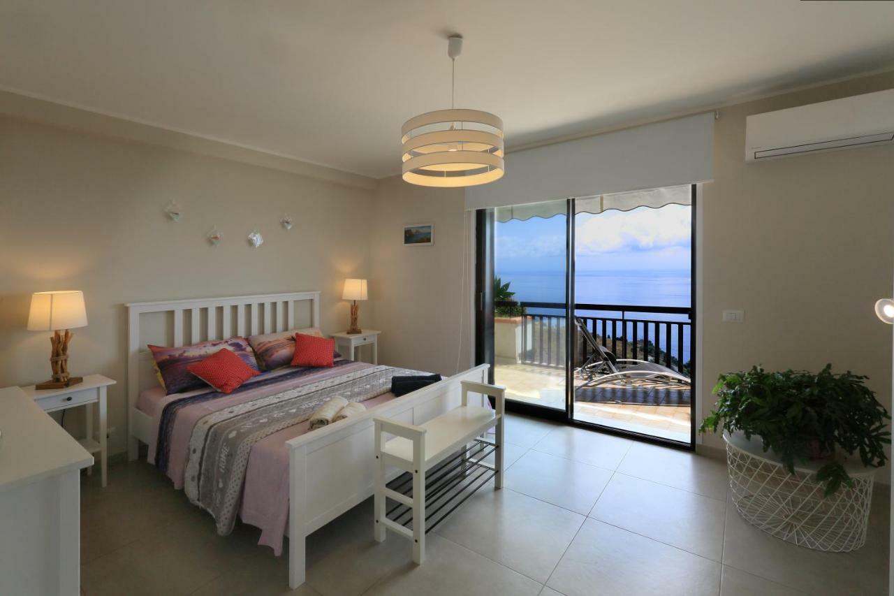 شقة Olimpia'S House تاورمينا المظهر الخارجي الصورة